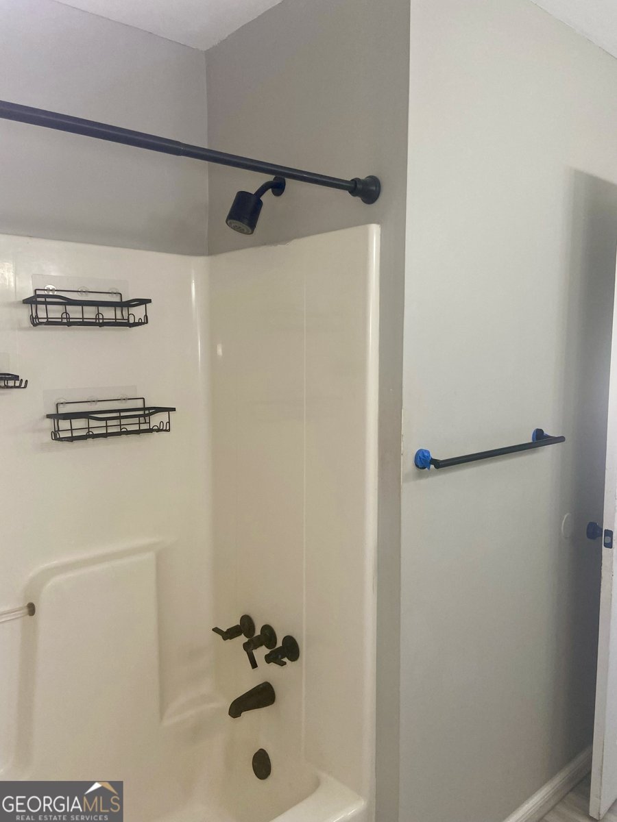 2216 Hunter Court Columbus - 9