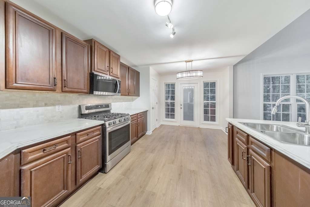 184 Pioneer Trail Dallas - 13