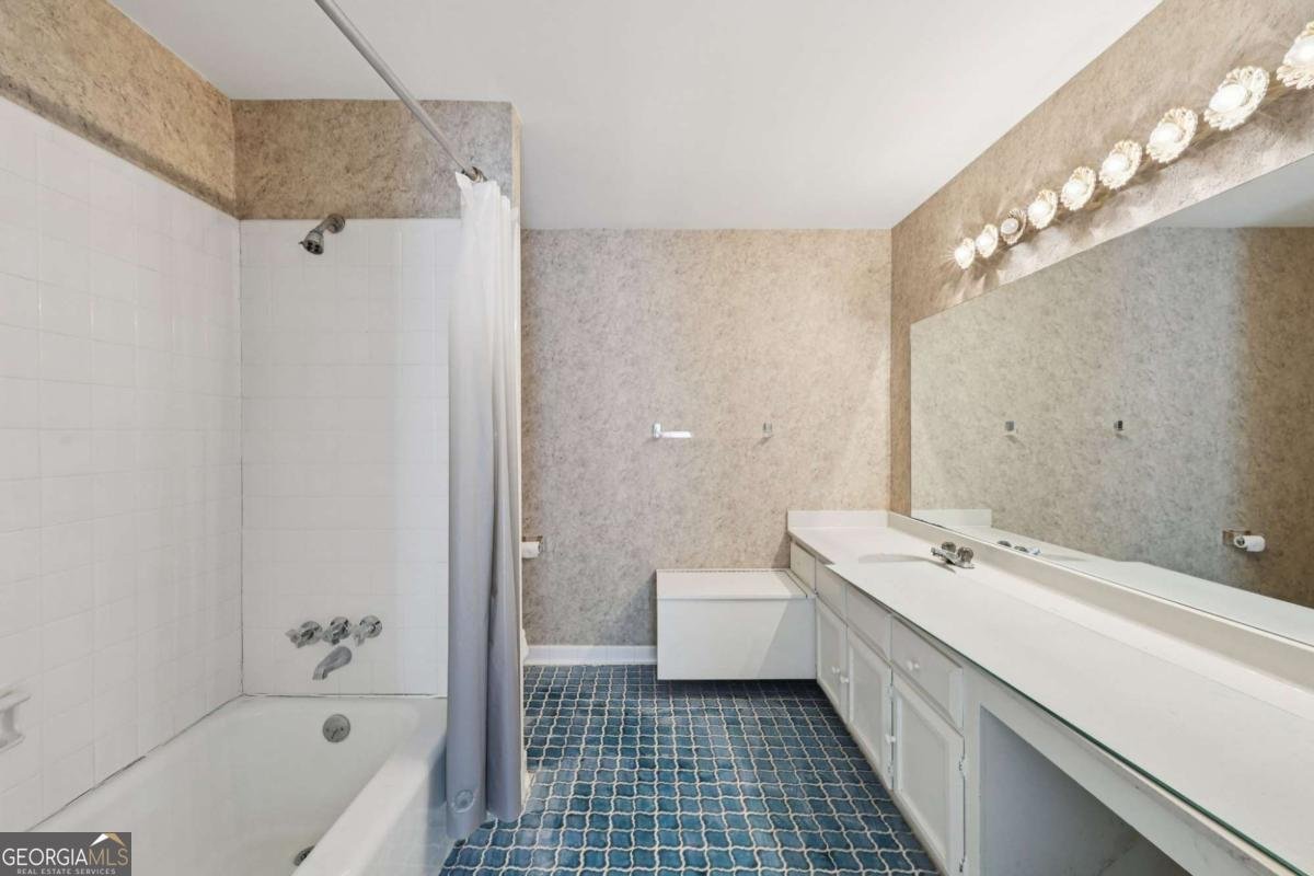 7080 Riverside Drive Sandy Springs - 13