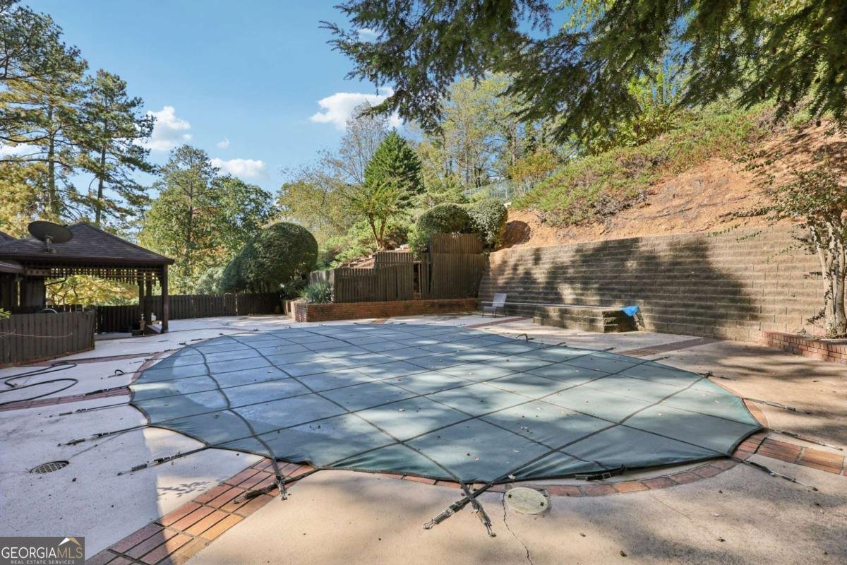 7080 Riverside Drive Sandy Springs - 27