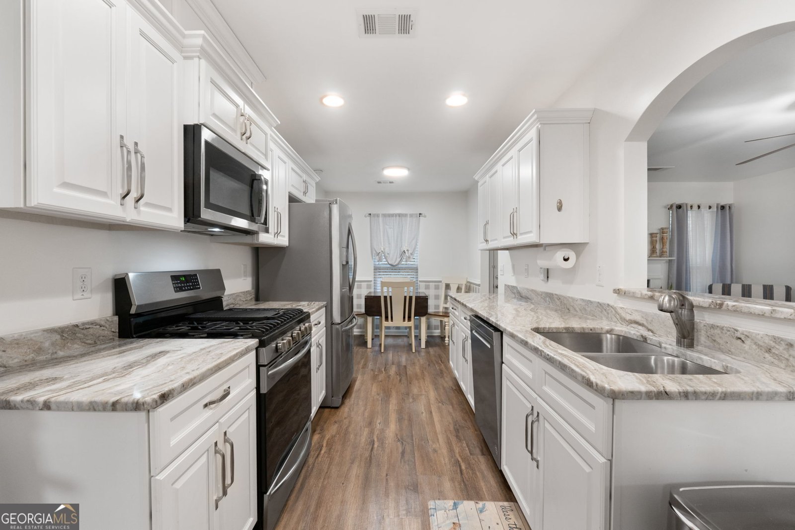 703 Grove Pointe Circle Locust Grove - 10