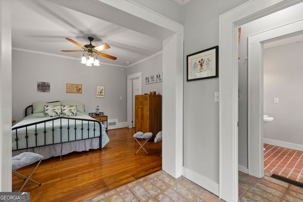 602 Dyer Street Gainesville - 22