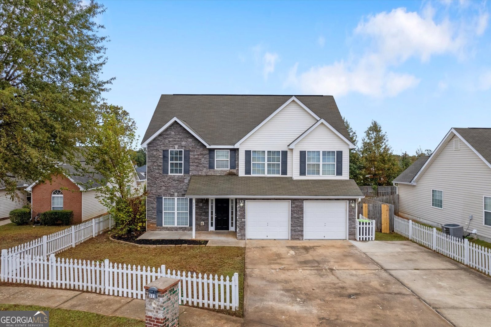 321 Timberwind Drive Byron - 2