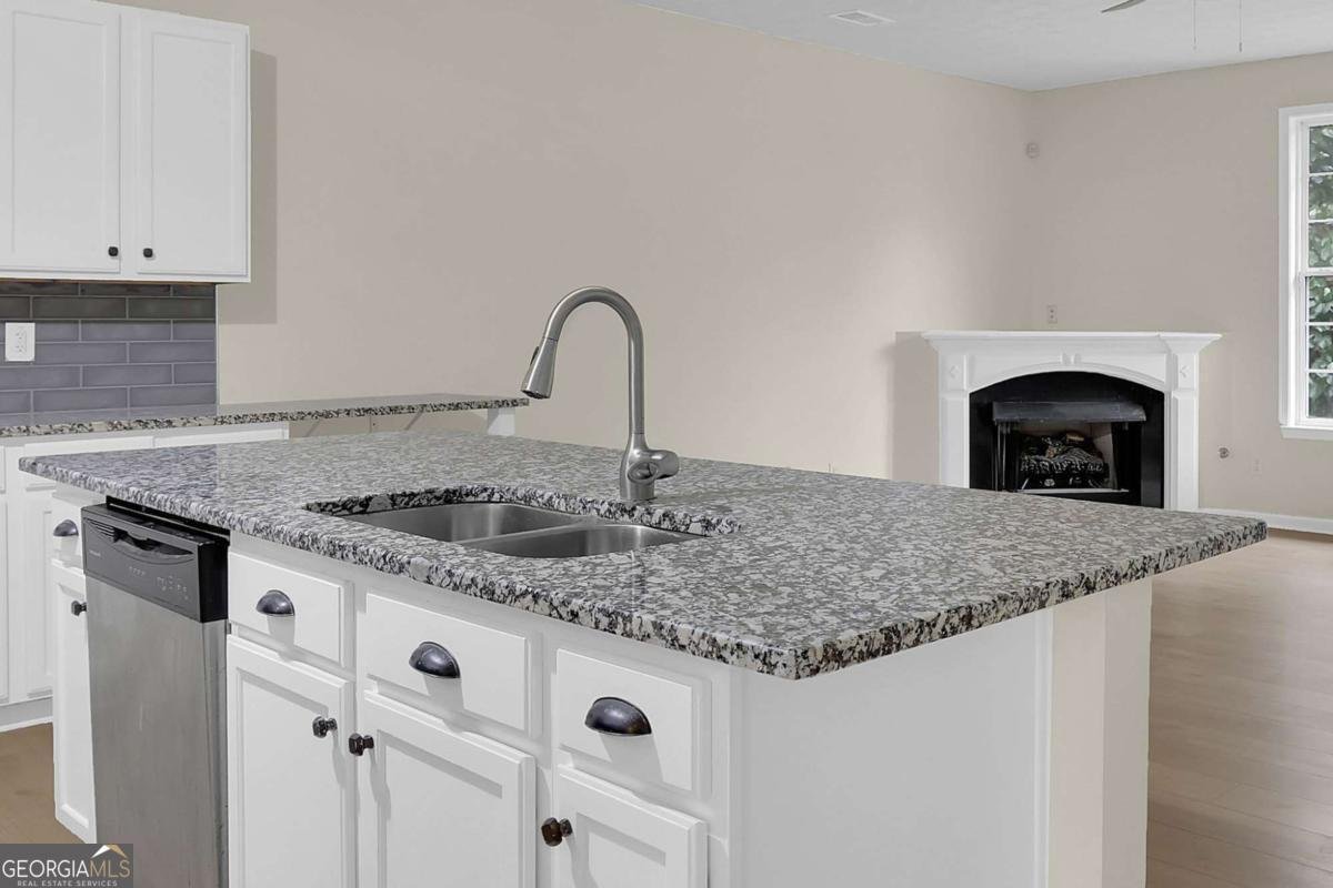 5332 Paramount View Way Sugar Hill - 5