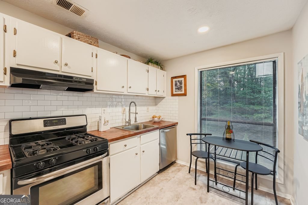 1507 WYNNES RIDGE Circle Marietta - 13