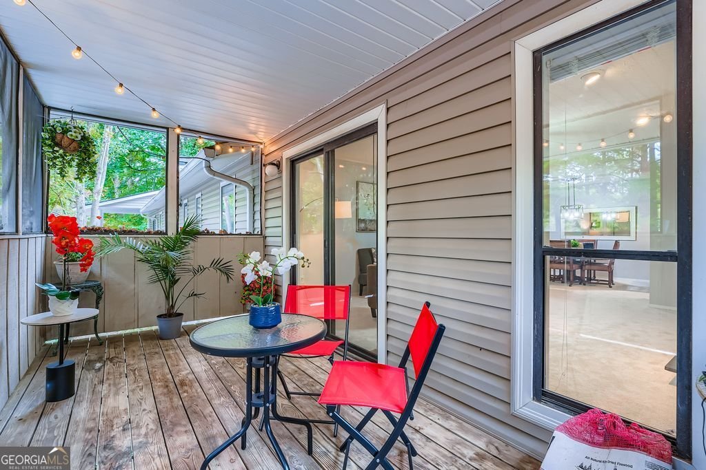 1507 WYNNES RIDGE Circle Marietta - 28