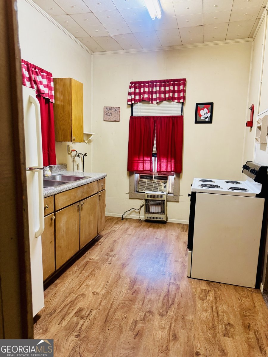 112 Cemetery Street Kingston - 3