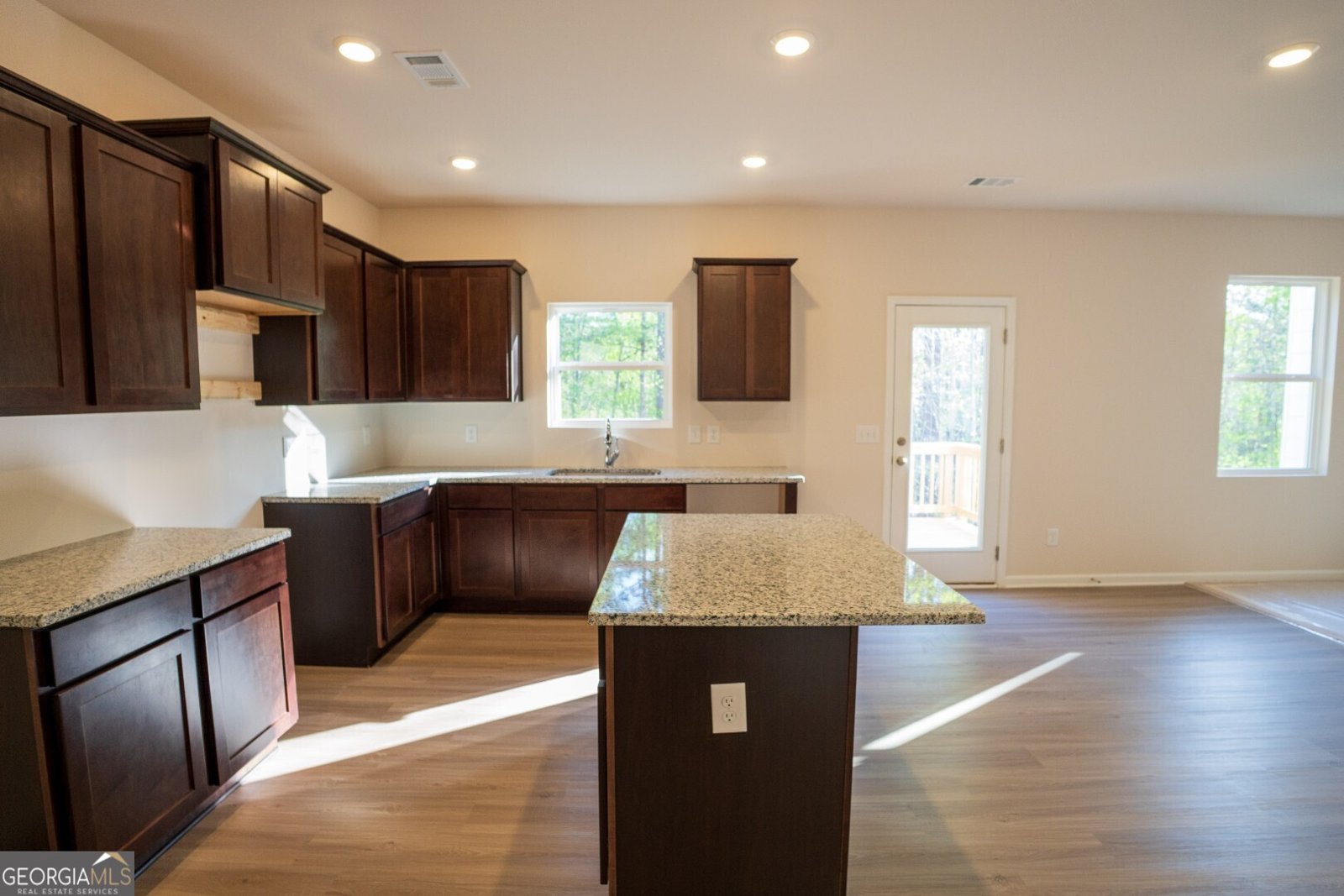 576 River Run Drive Dallas - 2