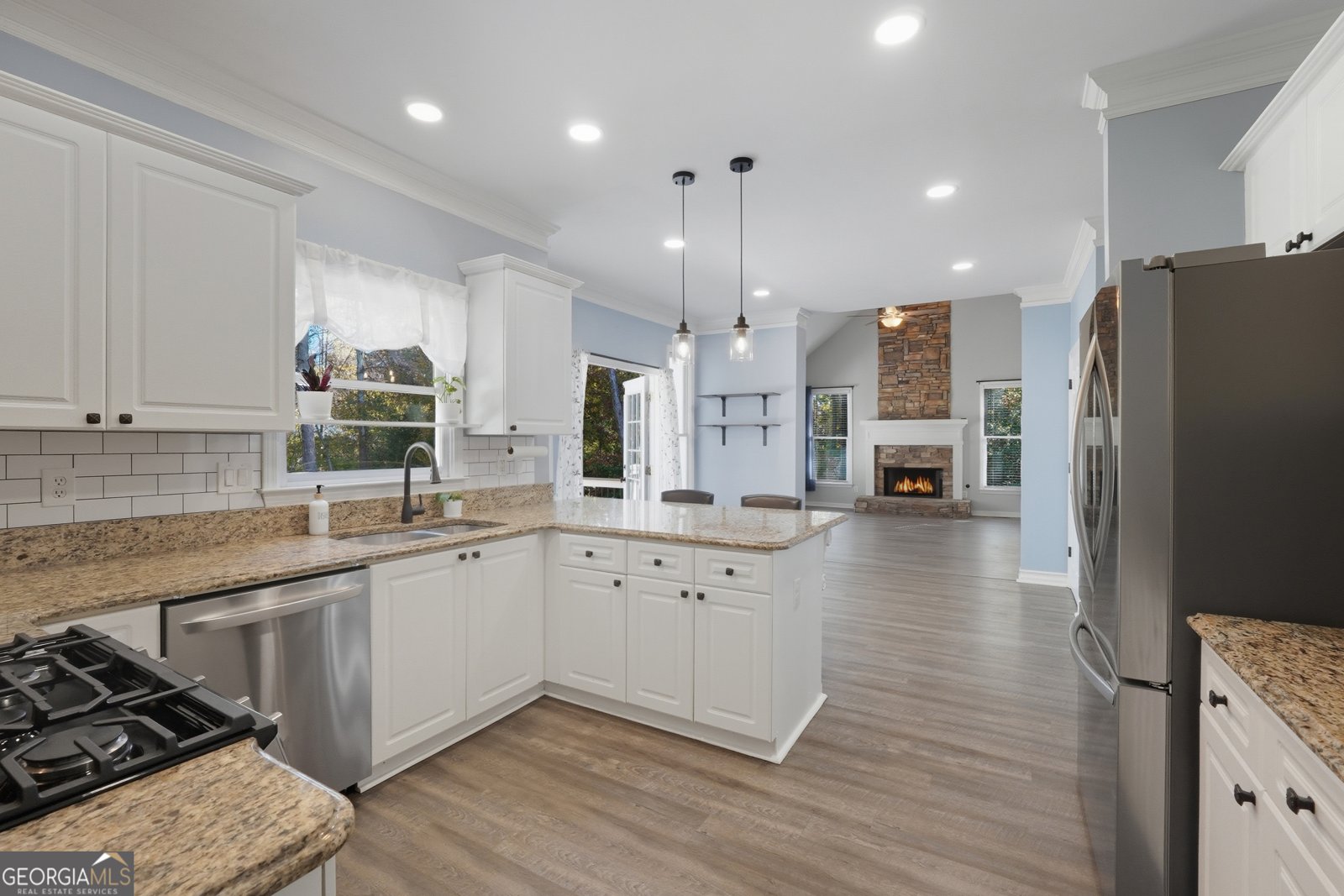 6010 Claiborne Cove Roswell - 12