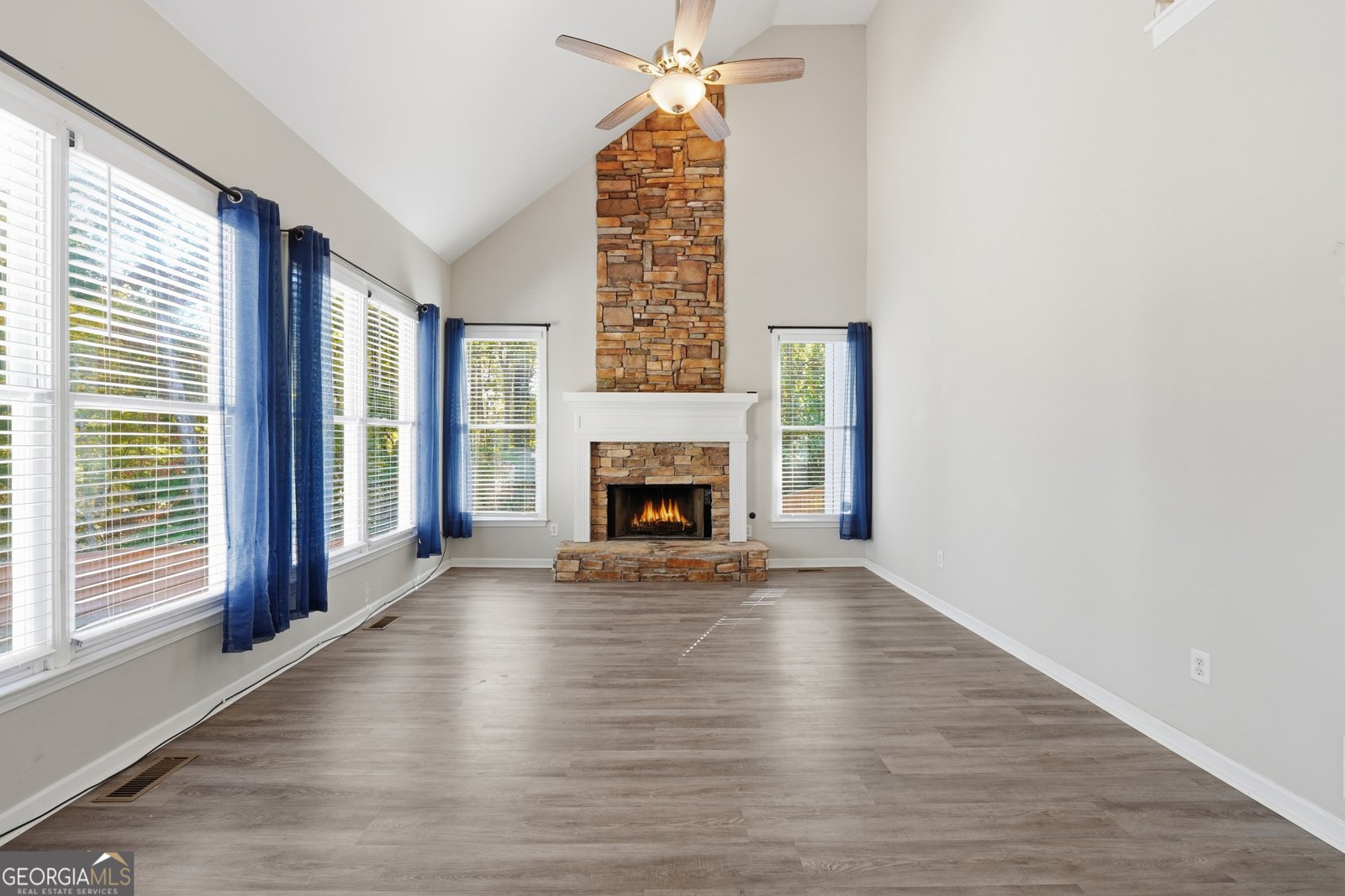 6010 Claiborne Cove Roswell - 13