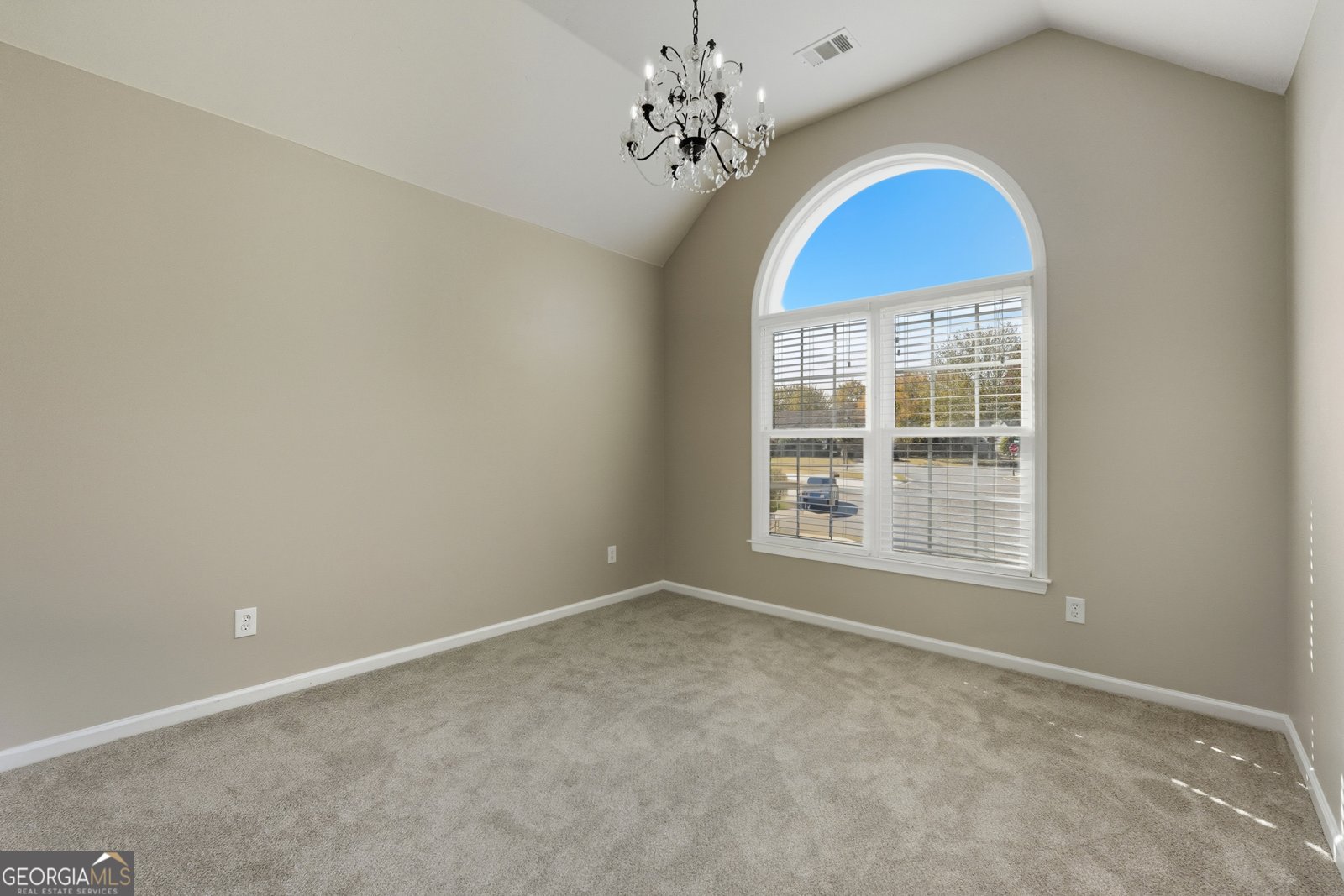 6010 Claiborne Cove Roswell - 23