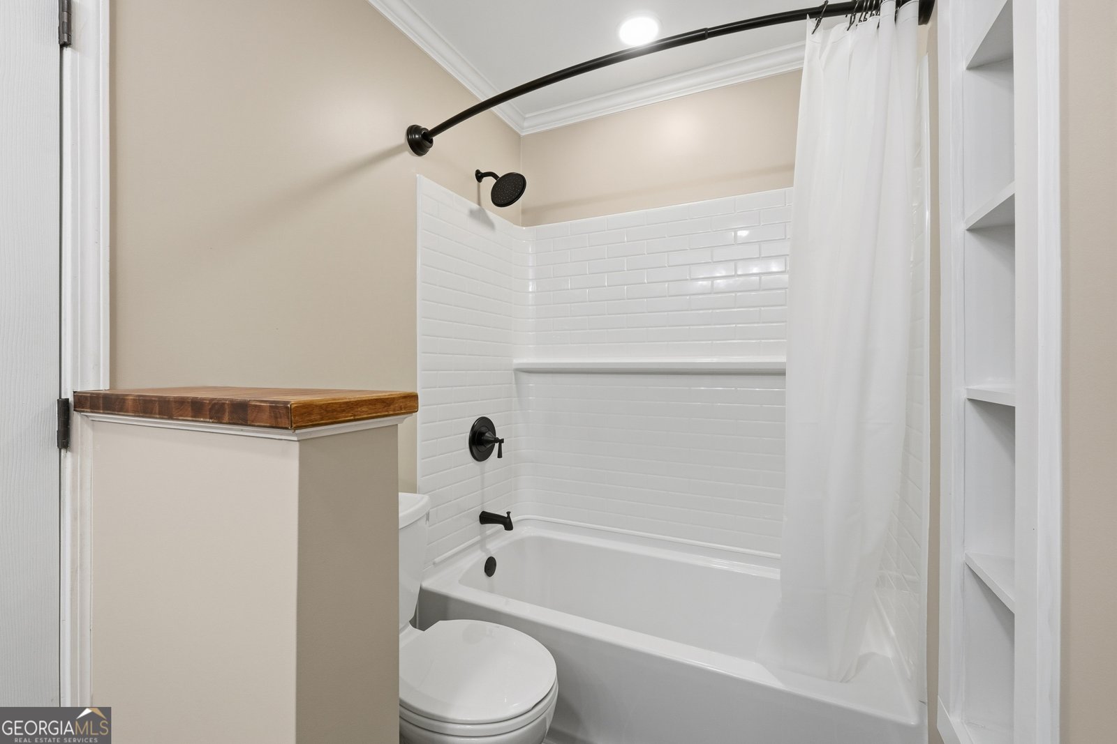 6010 Claiborne Cove Roswell - 26