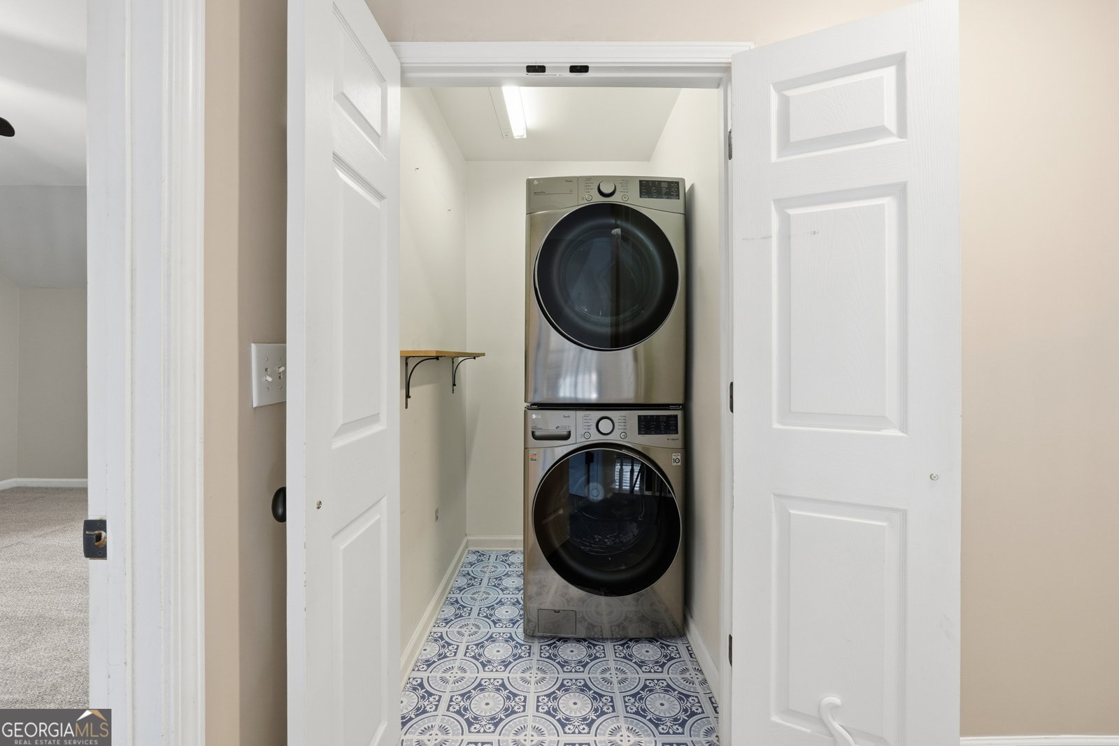 6010 Claiborne Cove Roswell - 28