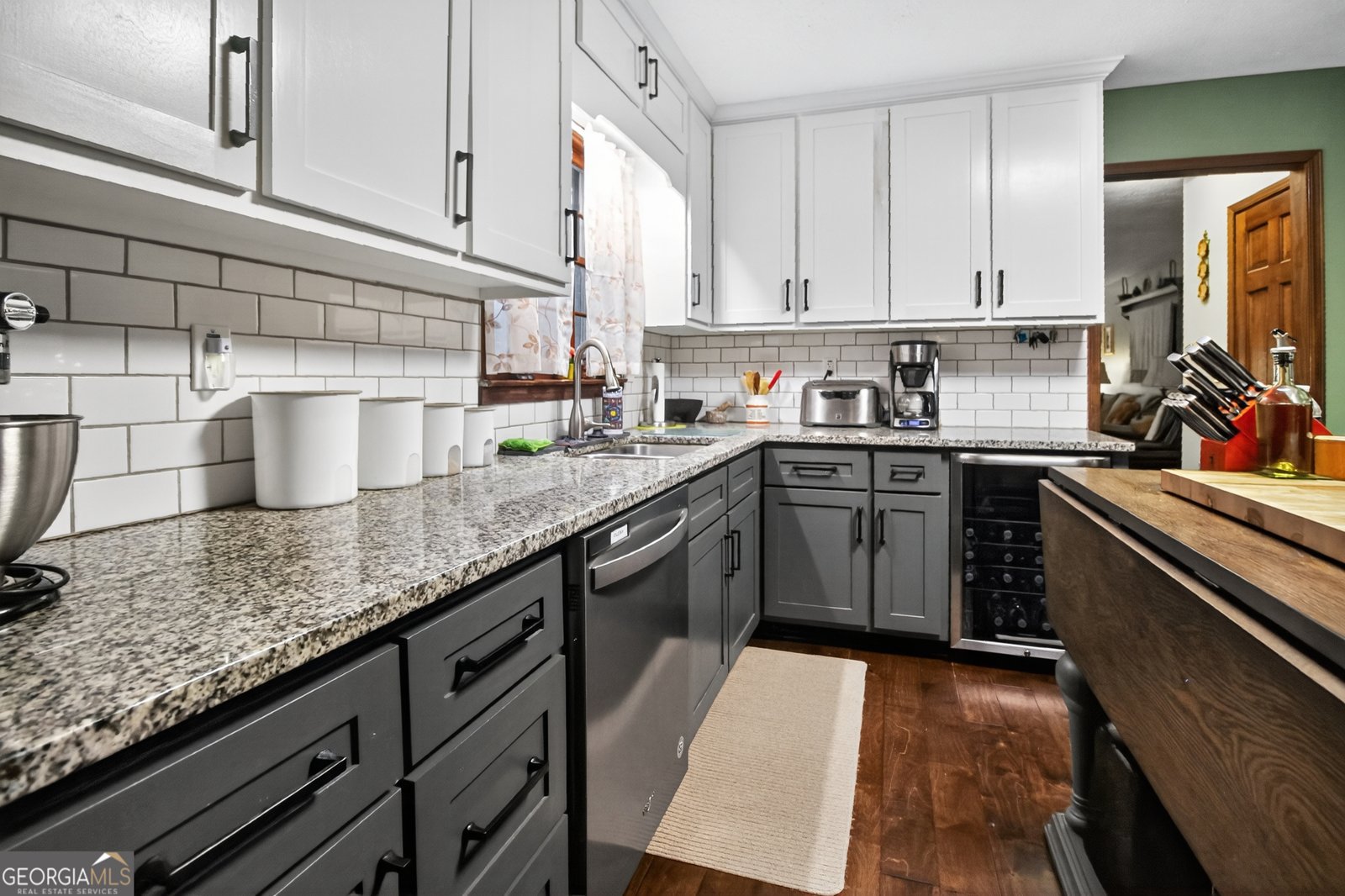 8980 Par Drive Douglasville - 4