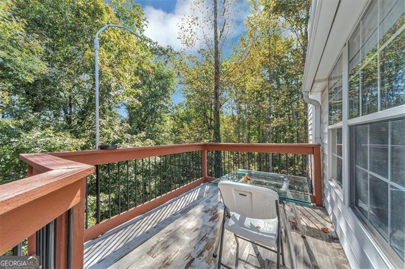 882 MADISON VIEW Lane Lawrenceville - 23