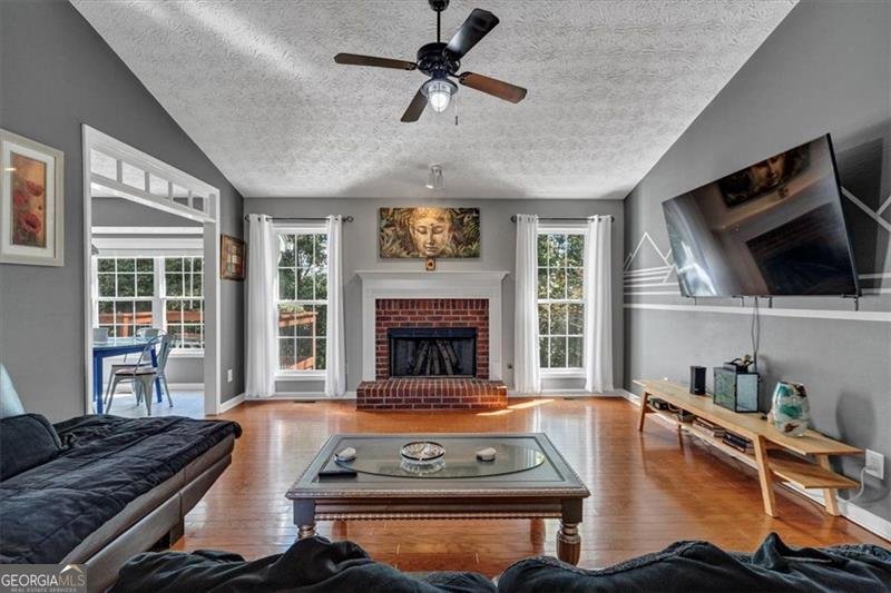 882 MADISON VIEW Lane Lawrenceville - 6