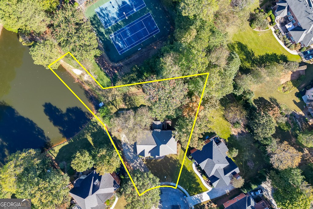 1450 Woodland Lake Drive Snellville - 75