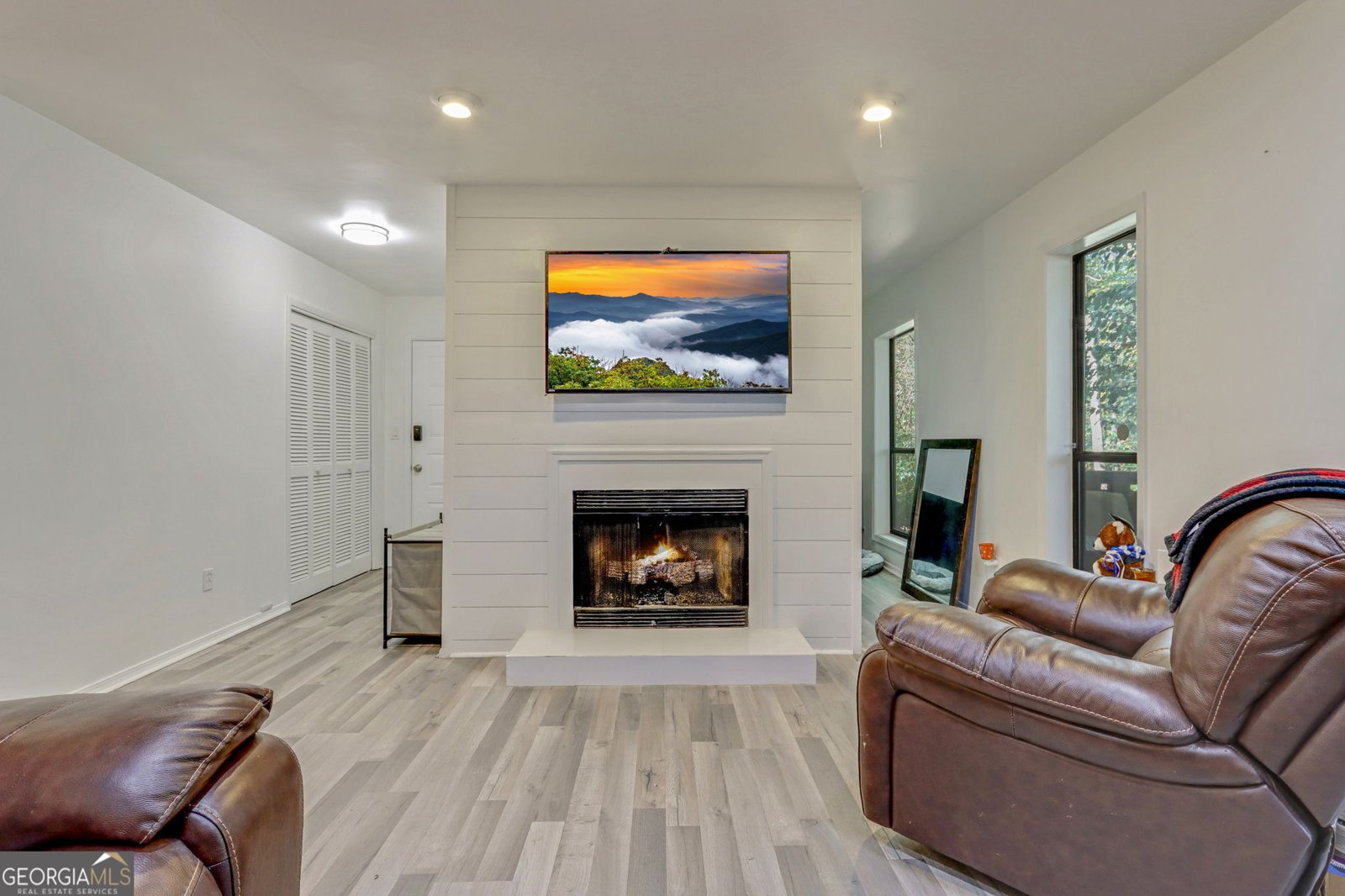 205 Woodcliff Drive Sandy Springs - 5