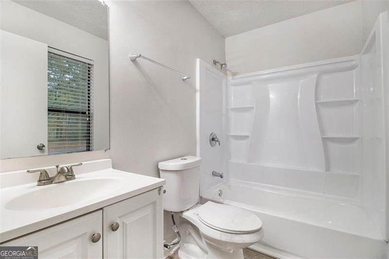 5035 FAIRFOREST Drive Stone Mountain - 19