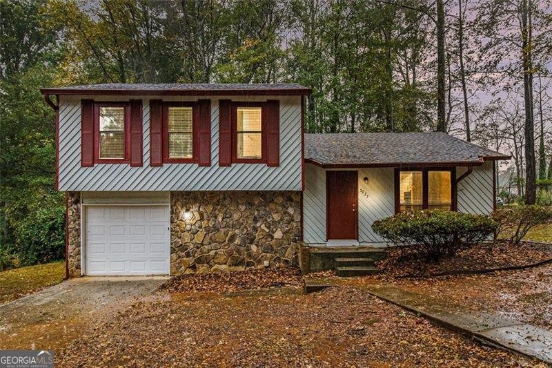 5035 FAIRFOREST Drive Stone Mountain - 28