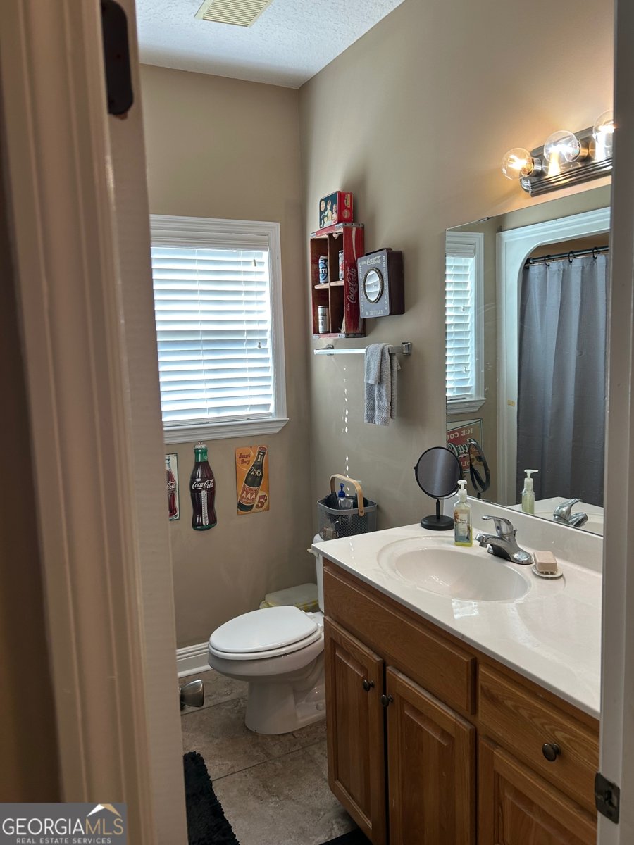 851 Carriage Lane Waycross - 18