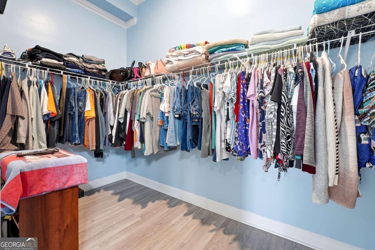 100 Marshas Vineyard Hampton - 30