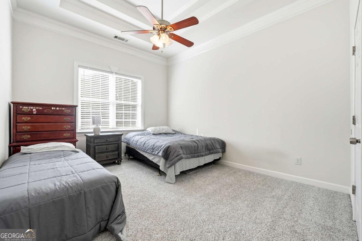 100 Marshas Vineyard Hampton - 35