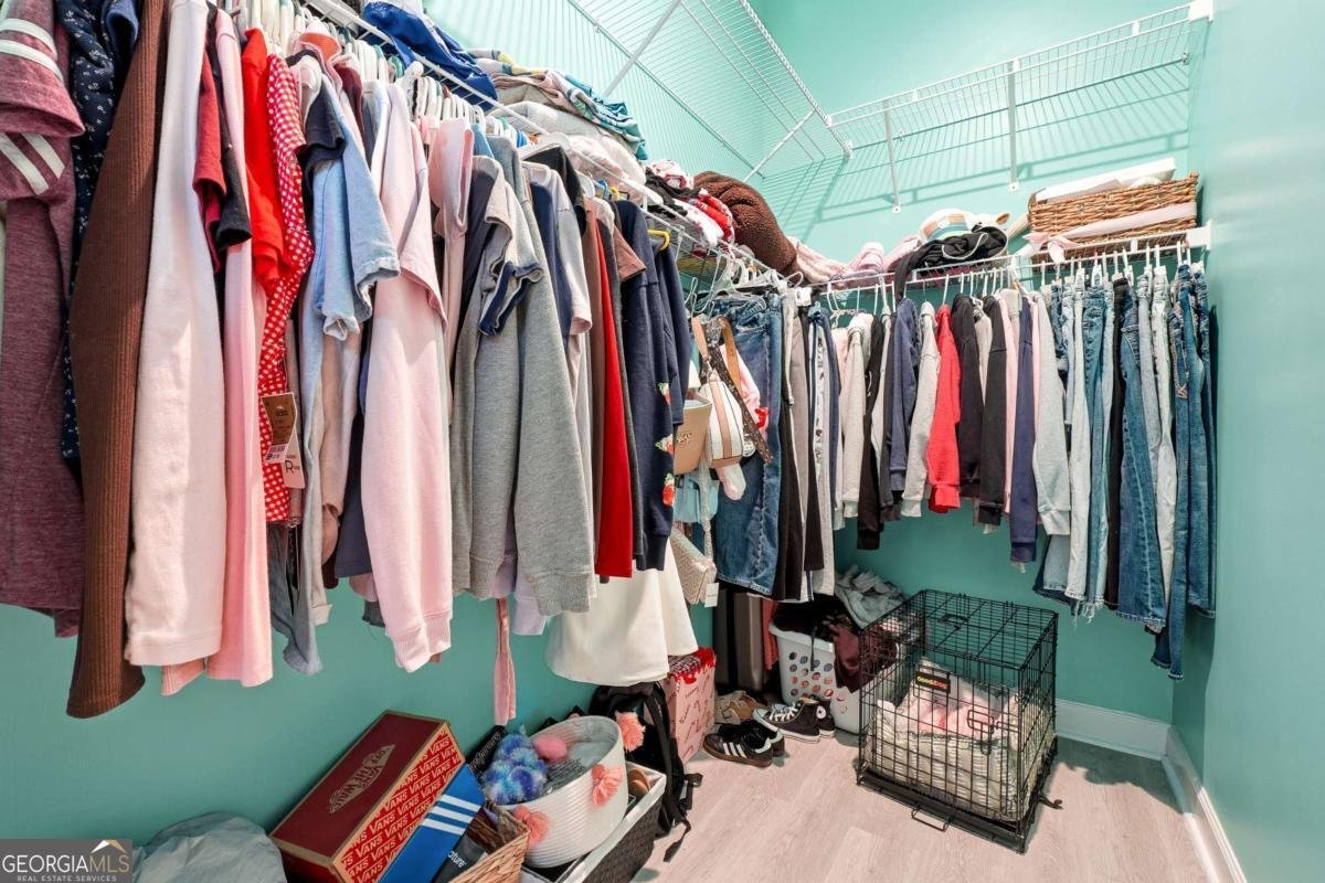 100 Marshas Vineyard Hampton - 39