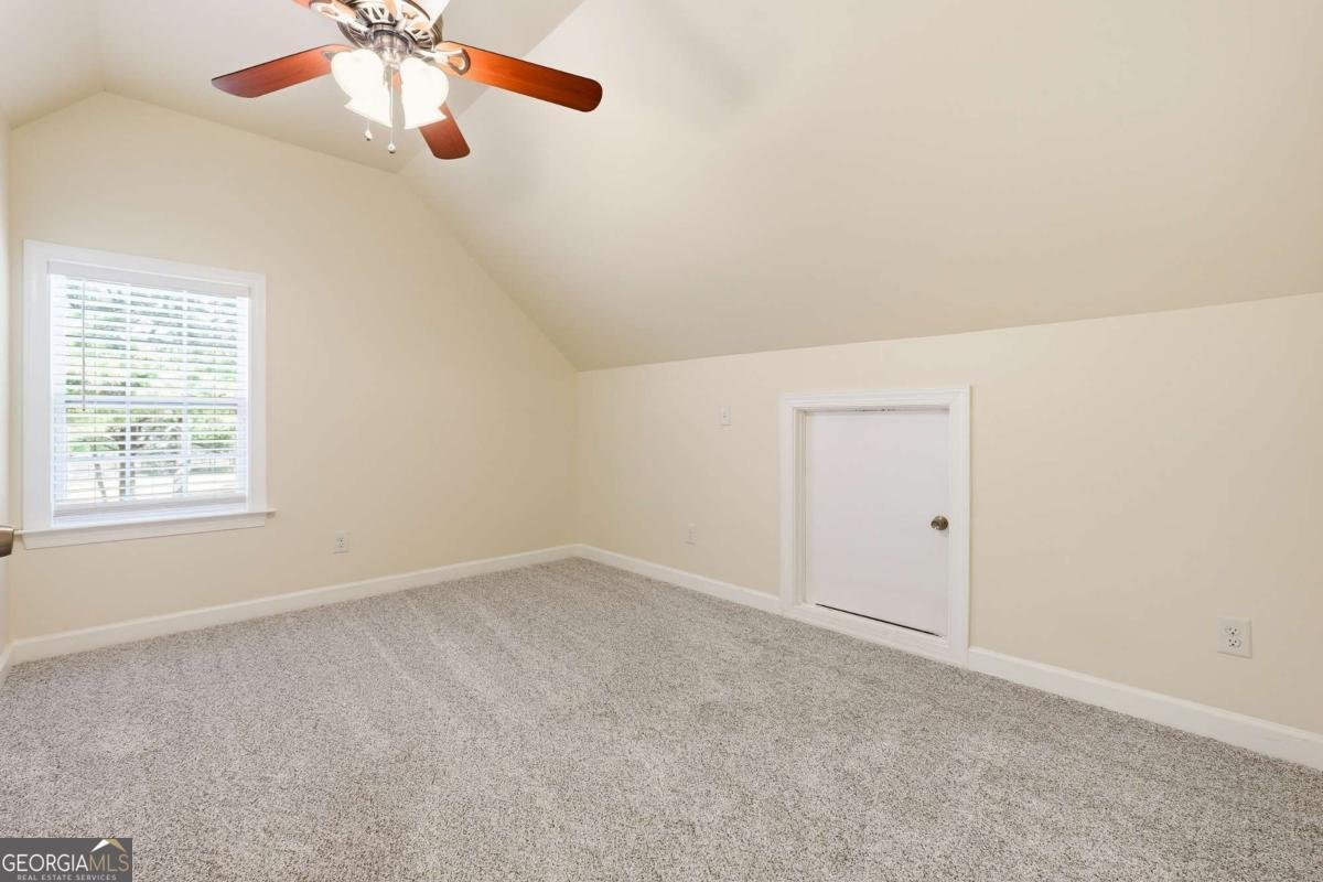 100 Marshas Vineyard Hampton - 42