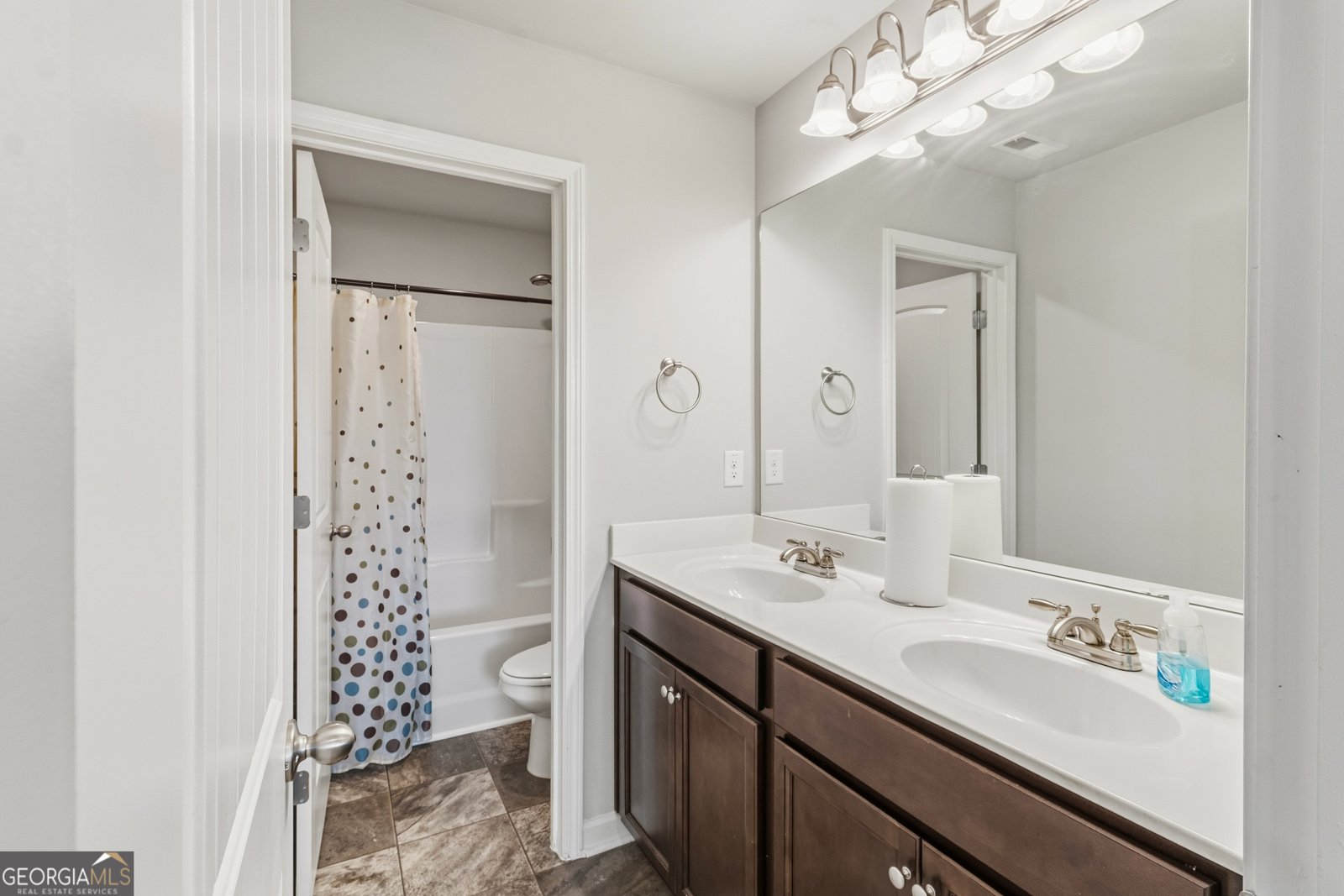 210 Kestrel Circle Covington - 34