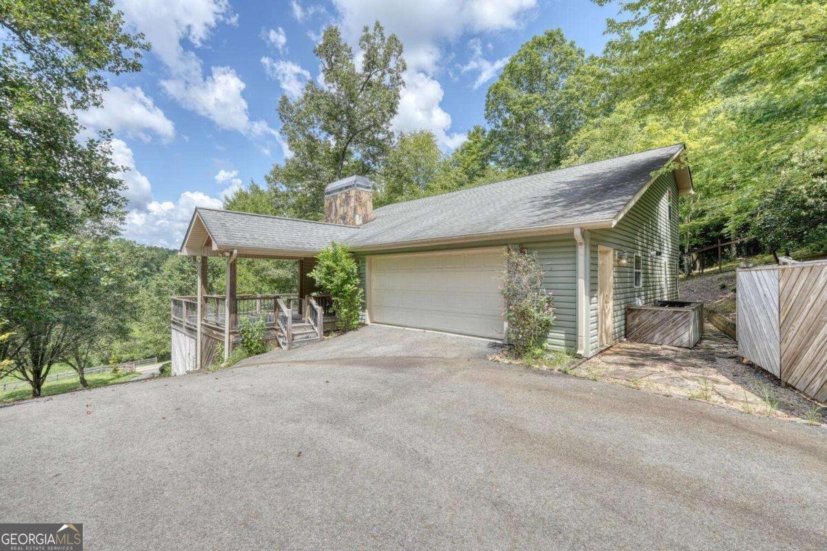 1048 Hawks Claw Road Blairsville - 1