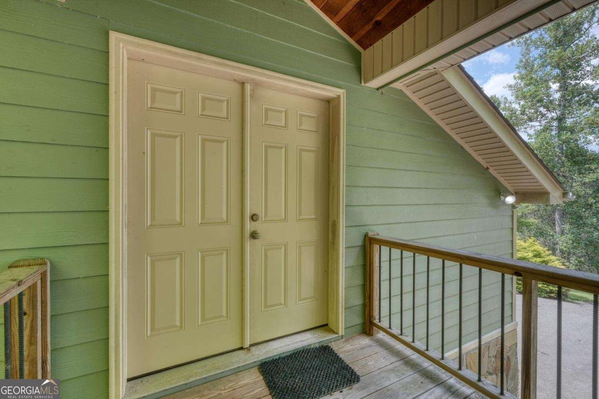 1048 Hawks Claw Road Blairsville - 46