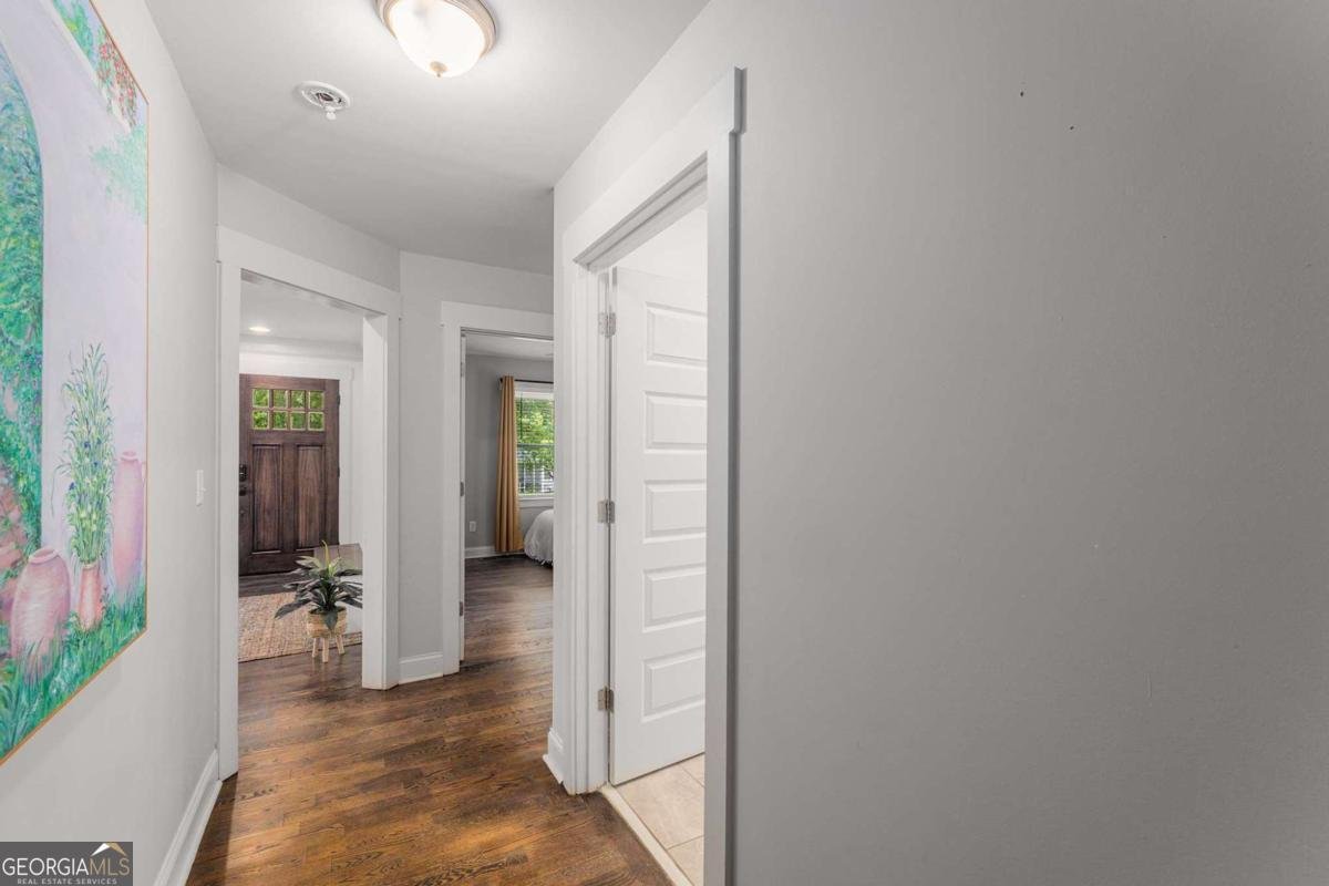 1134 KNOTT Street Atlanta - 19