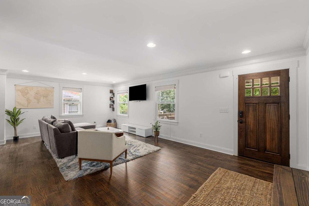 1134 KNOTT Street Atlanta - 6