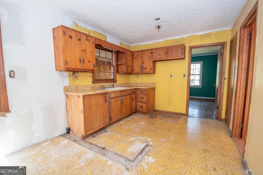 350 Forrest Avenue Fayetteville - 21