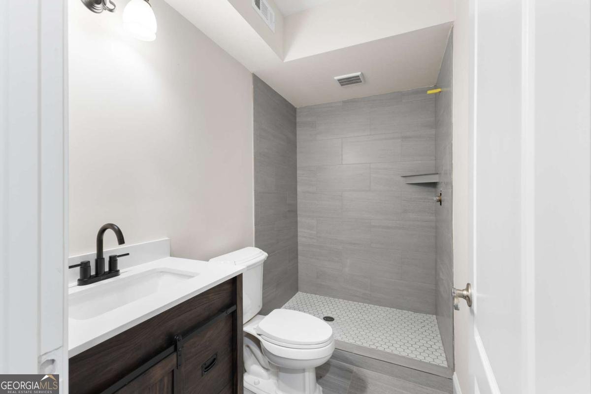 1713 Cagle Court Lawrenceville - 40