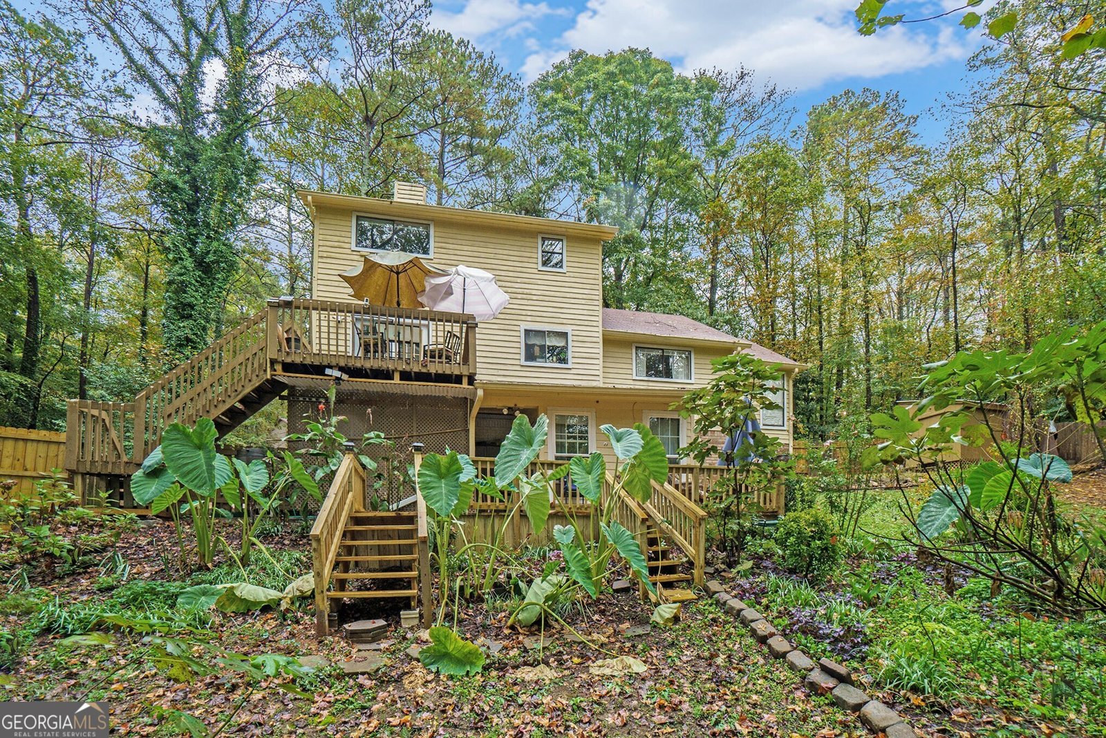 6950 SPRINGWOOD Drive Douglasville - 23