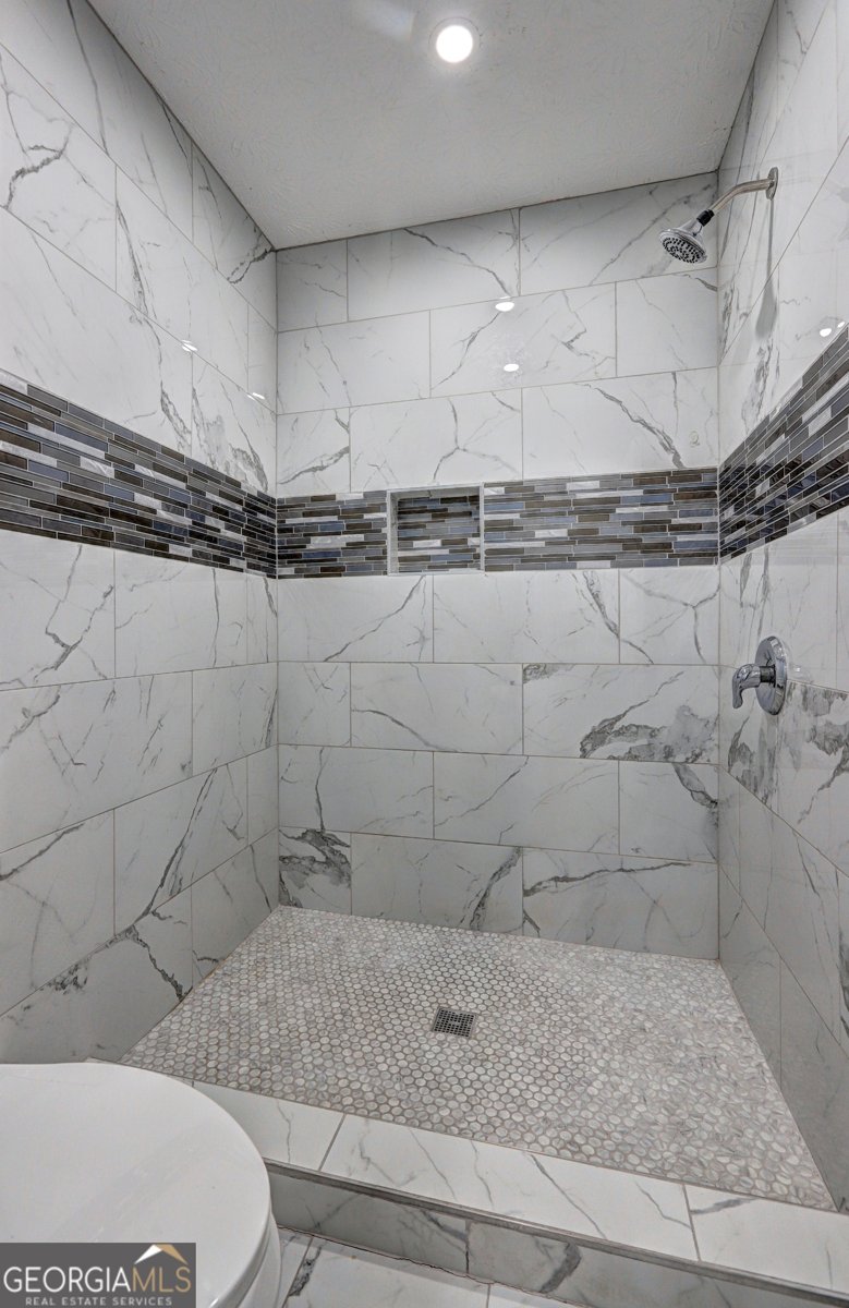 6347 Ellenwood Drive Rex - 11