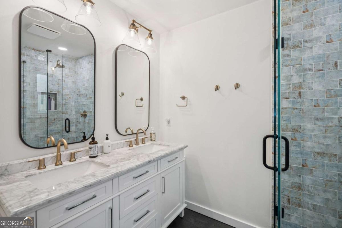 6155 Quail Mountain Trail Gainesville - 22