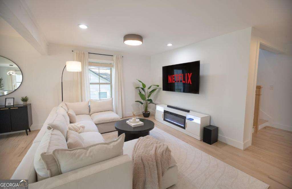 253 Lamon Avenue Atlanta - 11