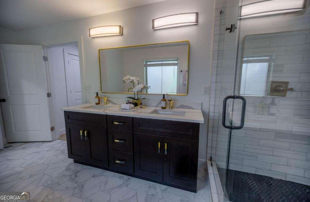 253 Lamon Avenue Atlanta - 28