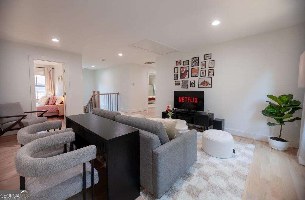 253 Lamon Avenue Atlanta - 30