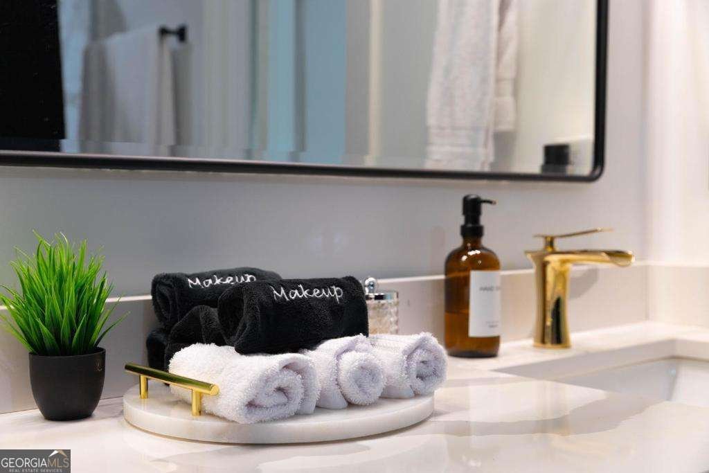 253 Lamon Avenue Atlanta - 4