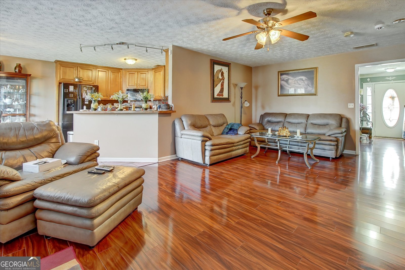 150 Charleston Place Covington - 19