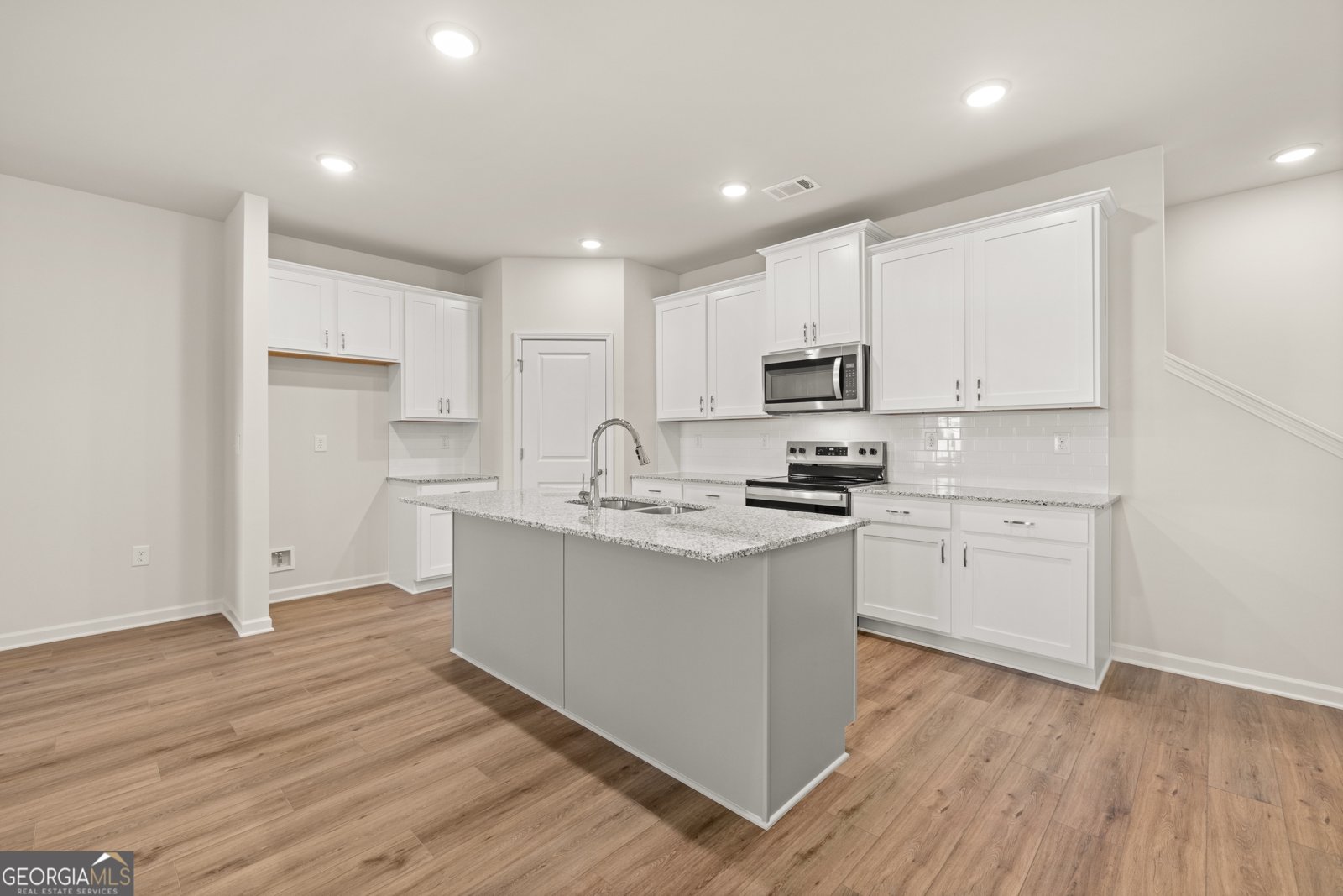 3421 PALMER Drive Loganville - Photo 9