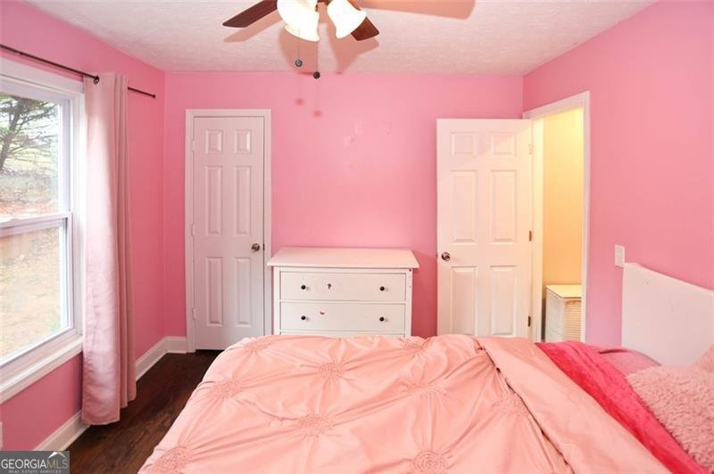 3711 RAMBLING WOODS Drive Loganville - 24