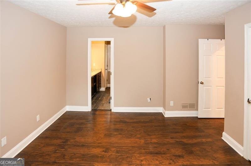 3711 RAMBLING WOODS Drive Loganville - 27