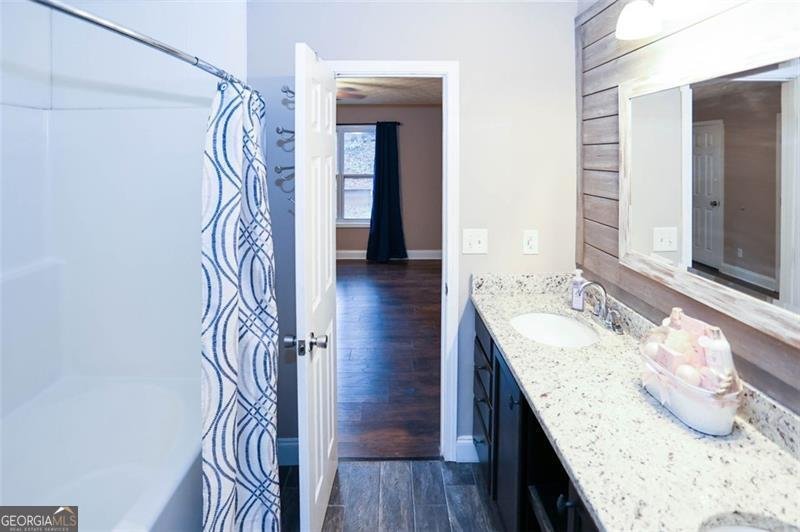 3711 RAMBLING WOODS Drive Loganville - 31