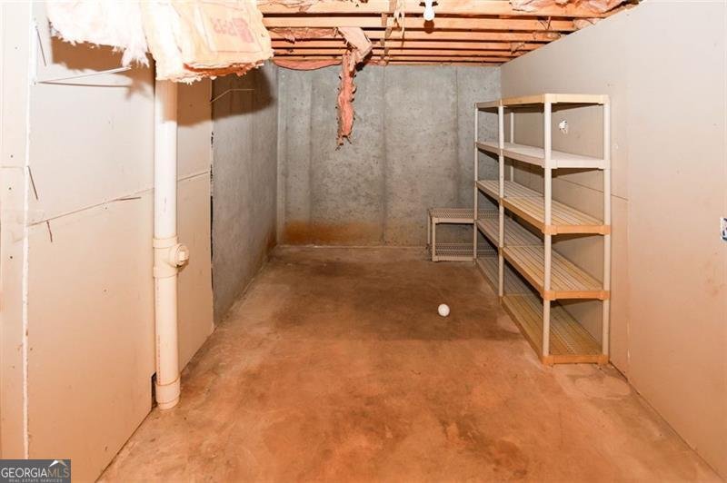 3711 RAMBLING WOODS Drive Loganville - 38