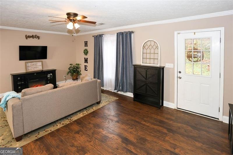 3711 RAMBLING WOODS Drive Loganville - 6